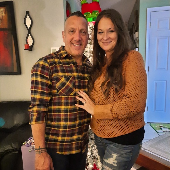 Meet your Posher, Melissa - Picture 1 of 1